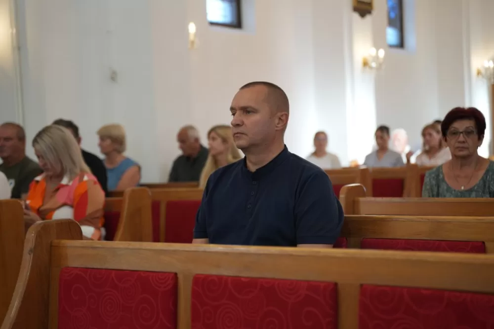 (FOTOGALERIJA) Proslavljen Dan općine Brodski Stupnik uz euharistijsko slavlje, polaganje vijenaca u čast poginulih branitelja i Svečanu sjednicu Općinskog vijeća 