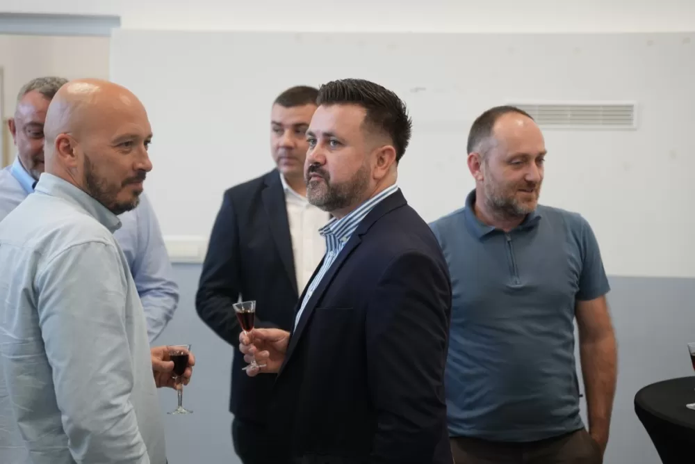 (FOTOGALERIJA) Proslavljen Dan općine Brodski Stupnik uz euharistijsko slavlje, polaganje vijenaca u čast poginulih branitelja i Svečanu sjednicu Općinskog vijeća 