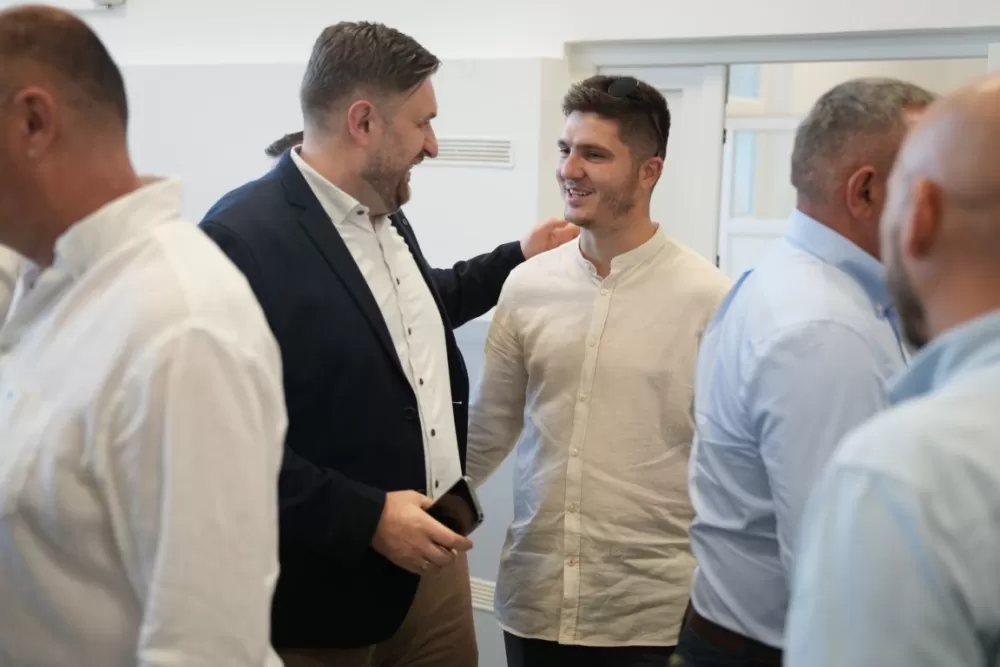 (FOTOGALERIJA) Proslavljen Dan općine Brodski Stupnik uz euharistijsko slavlje, polaganje vijenaca u čast poginulih branitelja i Svečanu sjednicu Općinskog vijeća 