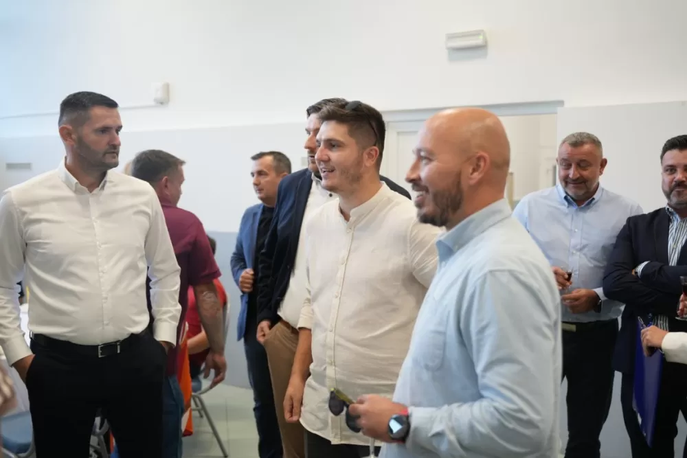 (FOTOGALERIJA) Proslavljen Dan općine Brodski Stupnik uz euharistijsko slavlje, polaganje vijenaca u čast poginulih branitelja i Svečanu sjednicu Općinskog vijeća 