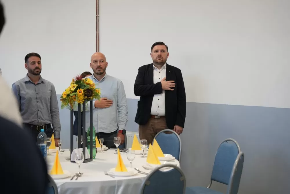 (FOTOGALERIJA) Proslavljen Dan općine Brodski Stupnik uz euharistijsko slavlje, polaganje vijenaca u čast poginulih branitelja i Svečanu sjednicu Općinskog vijeća 
