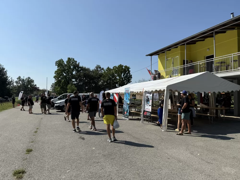 Ekološka akcija „Sava 2025.“ okupila ronioce i volontere na Poloju