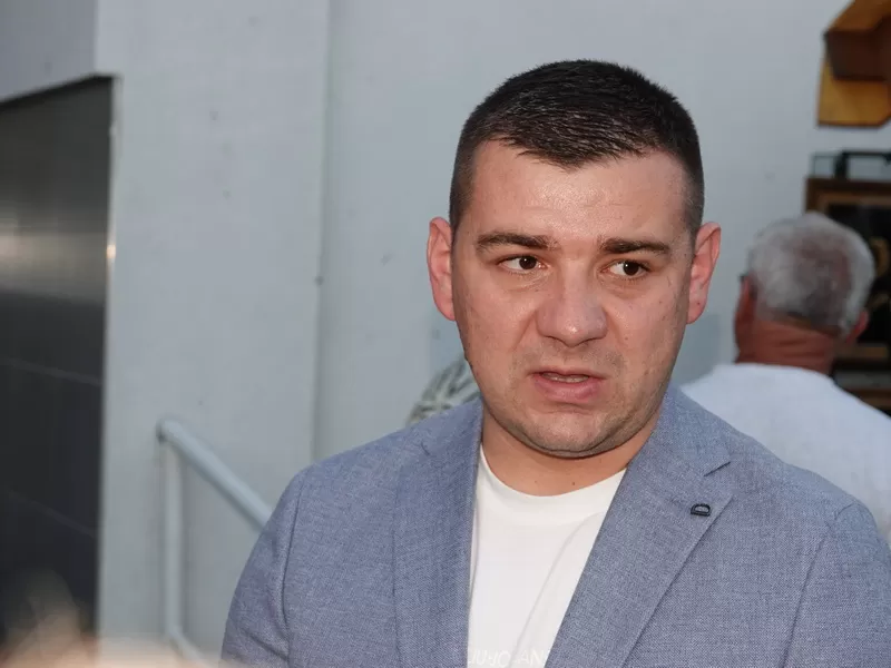 Snaše spretnim nogama gazile grožđe: Manifestacija koja gotovo četiri desetljeća uspješno spaja kulturu, tradiciju, enologiju i gastronomiju