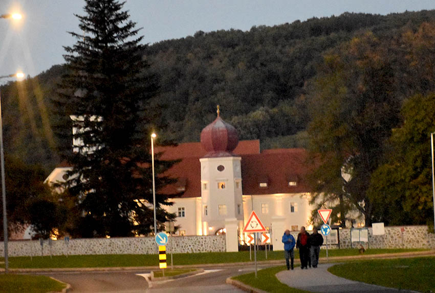 U prigodi Martinja uz domaće i brojni ljubitelji vina iz inozemstva u podrumima kutjevačkih vinara [FOTO]
