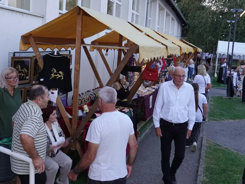 Snaše spretnim nogama gazile grožđe: Manifestacija koja gotovo četiri desetljeća uspješno spaja kulturu, tradiciju, enologiju i gastronomiju