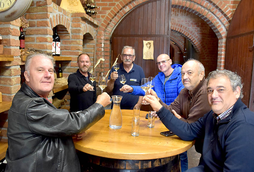 U prigodi Martinja uz domaće i brojni ljubitelji vina iz inozemstva u podrumima kutjevačkih vinara [FOTO]