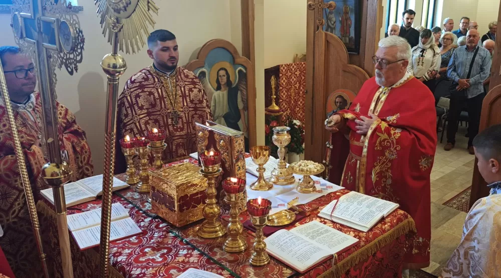 Proslavljen blagdan Uzvišenja svetog Križa u Sl. Brodu
