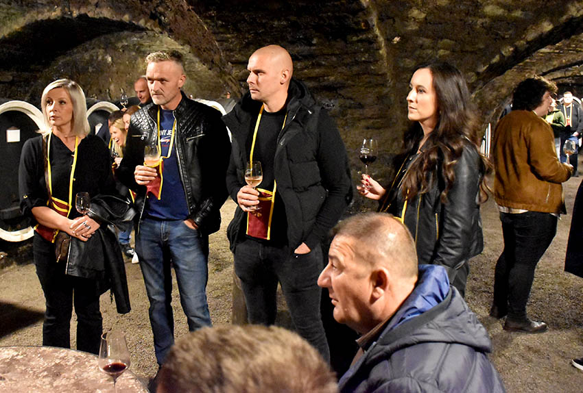 U prigodi Martinja uz domaće i brojni ljubitelji vina iz inozemstva u podrumima kutjevačkih vinara [FOTO]