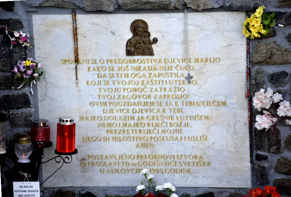 (FOTO) Velika svečanost u Alilovcima: Proslavljena 100. obljetnica kapelice Blažene Djevice Marije