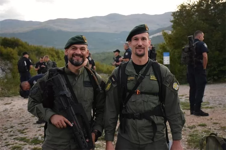 Policijski službenici PU požeško-slavonske sudjelovali u završnici natjecanja „Štit Domovine“ Knin 2025.