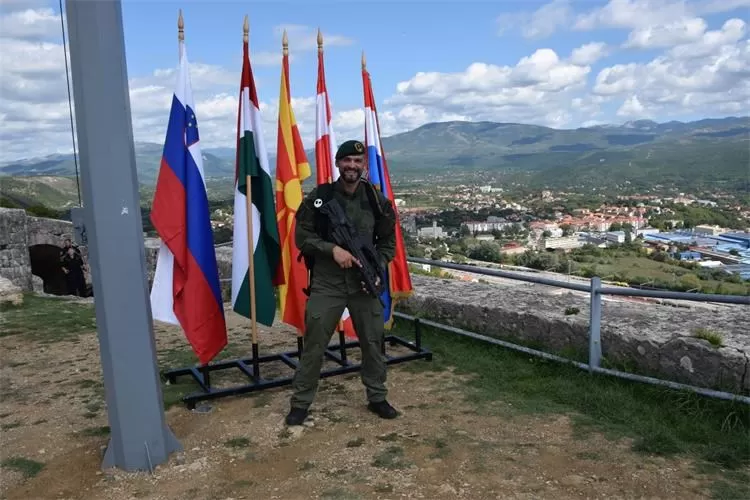 Policijski službenici PU požeško-slavonske sudjelovali u završnici natjecanja „Štit Domovine“ Knin 2025.