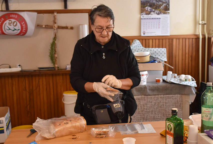 Pripremili 55 kilograma slanine i desetine kilograma čvaraka, švargla i sira [ FOTO]