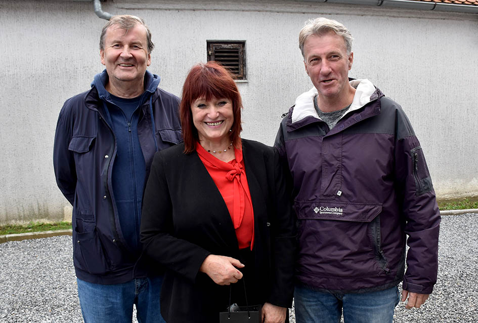 ODRŽANO TRADICIONALNO MARTINJE KOD OBITELJI TANDARA U KUTJEVU: Ovogodišnji kum Ivica Kovačević, poduzetnik iz Usore