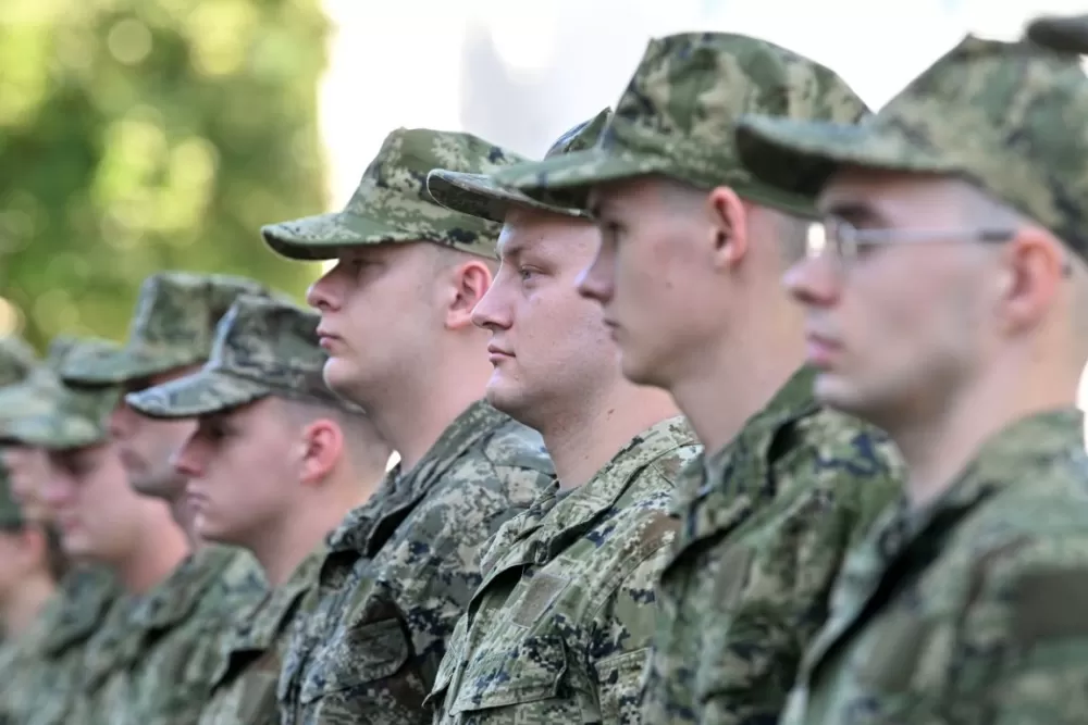 Novi naraštaj ročnika i ročnica stigao u Požegu na dragovoljno vojno osposobljavanje