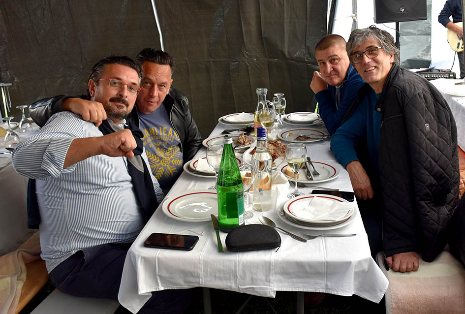 ODRŽANO TRADICIONALNO MARTINJE KOD OBITELJI TANDARA U KUTJEVU: Ovogodišnji kum Ivica Kovačević, poduzetnik iz Usore