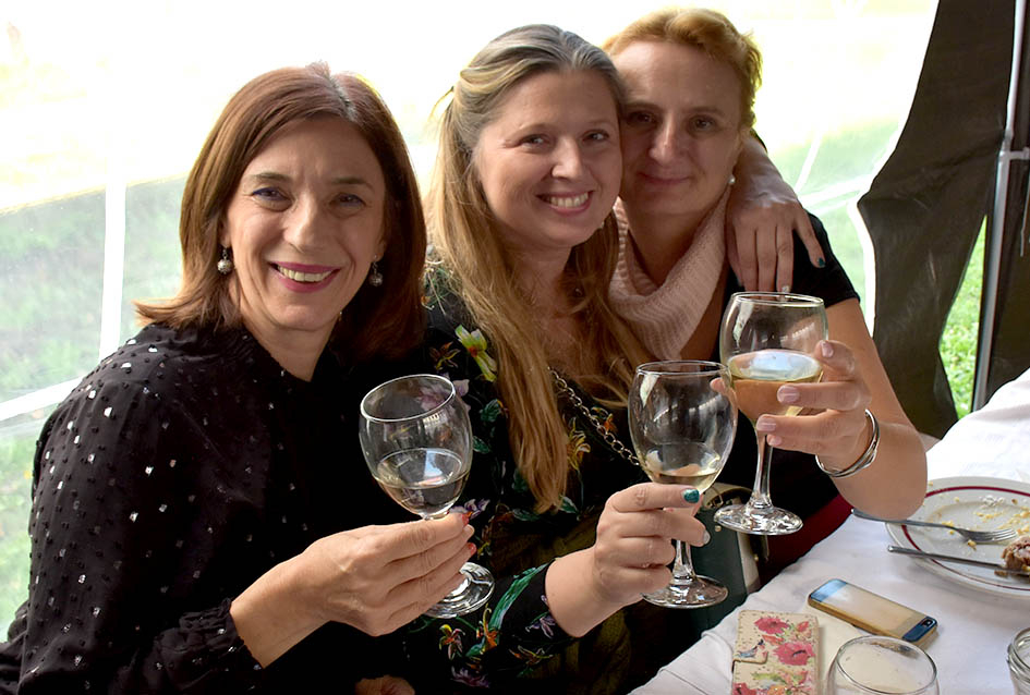 ODRŽANO TRADICIONALNO MARTINJE KOD OBITELJI TANDARA U KUTJEVU: Ovogodišnji kum Ivica Kovačević, poduzetnik iz Usore