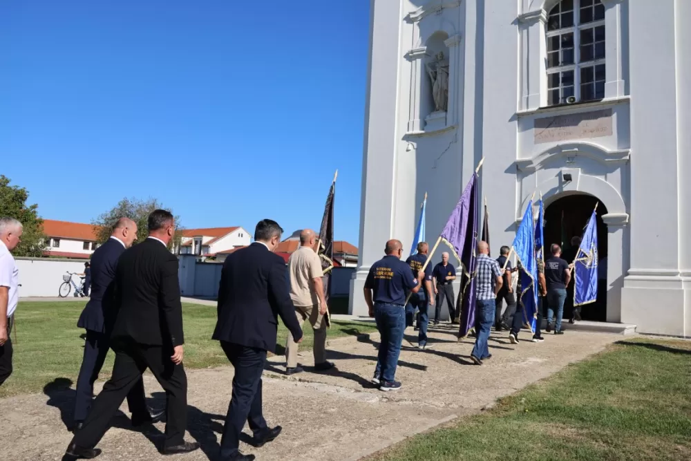 Otvorena spomen soba branitelja Općine Nova Kapela: 