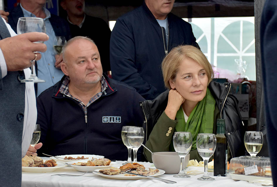 ODRŽANO TRADICIONALNO MARTINJE KOD OBITELJI TANDARA U KUTJEVU: Ovogodišnji kum Ivica Kovačević, poduzetnik iz Usore