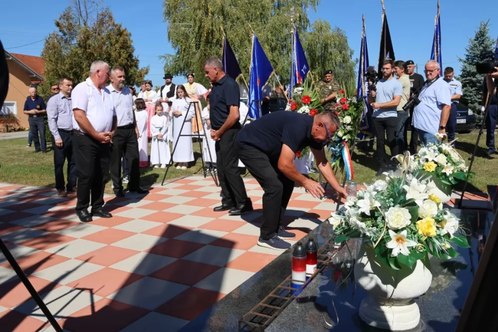 Otvorena spomen soba branitelja Općine Nova Kapela: 
