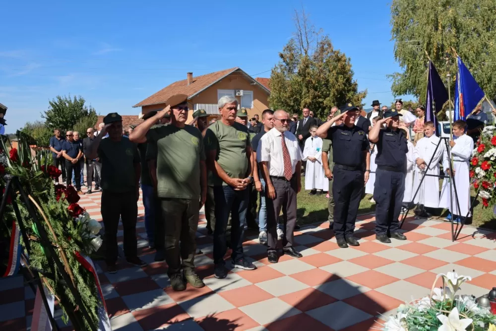 Otvorena spomen soba branitelja Općine Nova Kapela: 