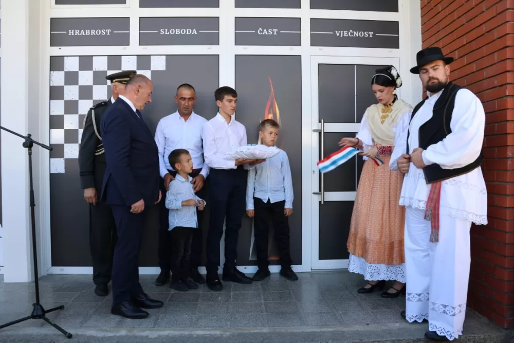 Otvorena spomen soba branitelja Općine Nova Kapela: 