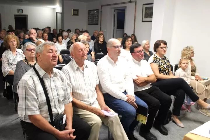 Predstavljena knjiga „Zapisani nezaboravljeni“ autorice Željke Rezo iz Požege