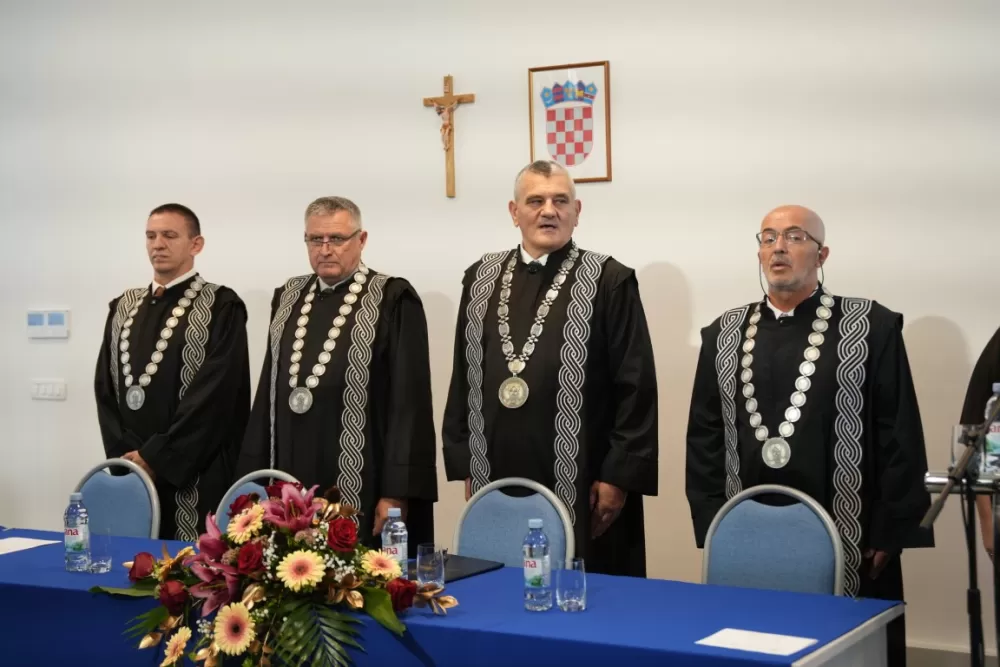 SB Online | Proslavljena 5. obljetnica Sveučilišta u Slavonskom Brodu na kojem danas studira više od 1800 studenata