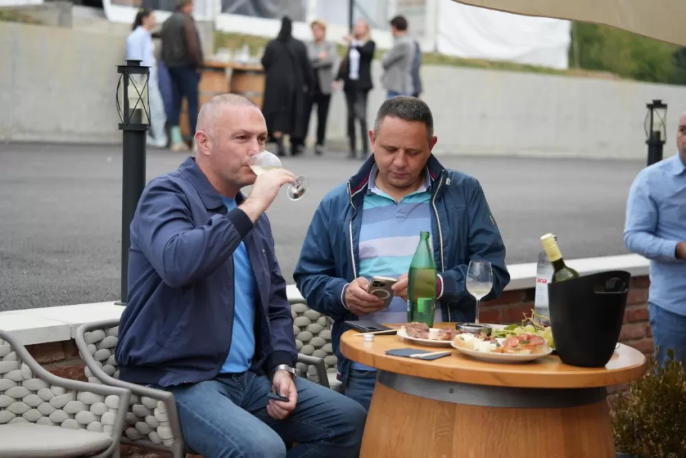 (FOTOGALERIJA) Dan berbe u Vinariji Kutjevo d.d. uz zanimljiva natjecanja 