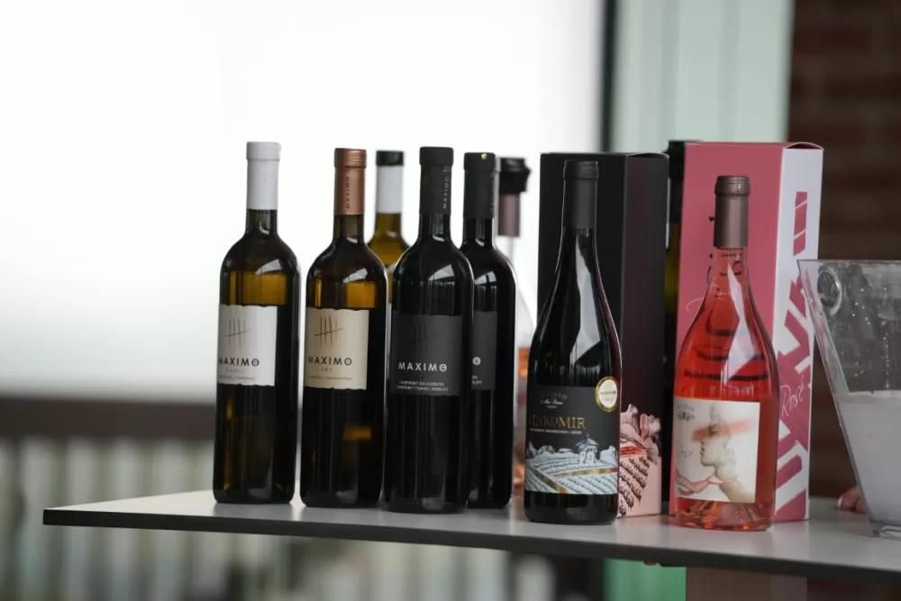 (FOTOGALERIJA) Dan berbe u Vinariji Kutjevo d.d. uz zanimljiva natjecanja 