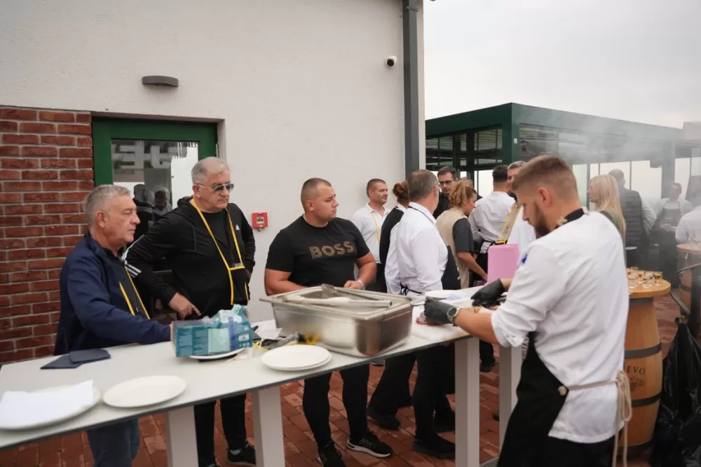 (FOTOGALERIJA) Dan berbe u Vinariji Kutjevo d.d. uz zanimljiva natjecanja 