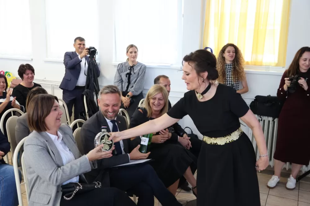 (FOTOGALERIJA) Dom koji je čuvar prošlosti, graditelj sadašnjosti i temelj budućnosti proslavio 90. obljetnicu svog postojanja