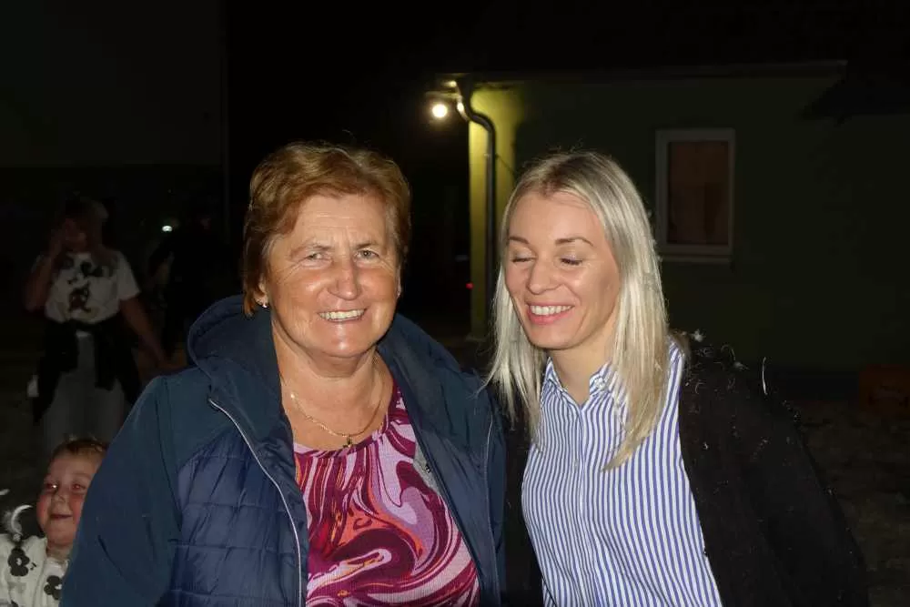 Slavonska fešta za pamćenje: Rođeni blizanci Bruno i Borna, slavilo se uz perje, pjesmu i 90. rođendan pradjeda