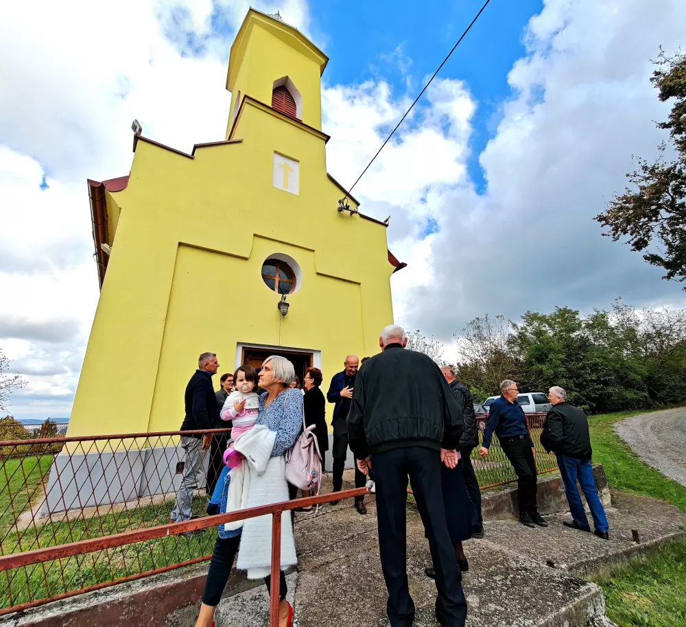 Proslavljeno ʼMioljeʼ na Grižićima - blagdan svetih arkanđela /FOTO) 