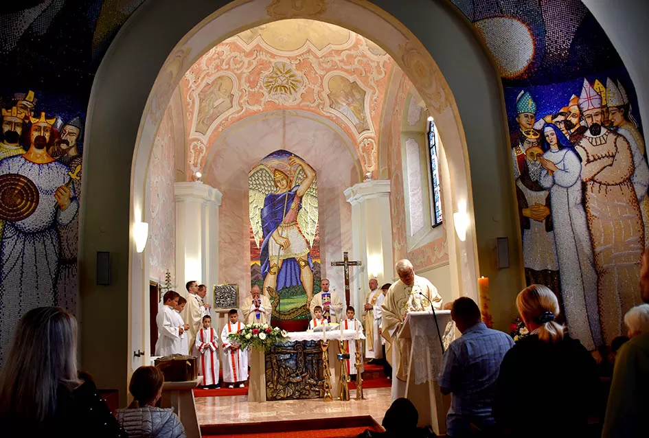 Blagdan sv. Mihaela svečano obilježen u Župi Stražeman: Vjera, tradicija i obiteljsko okupljanje