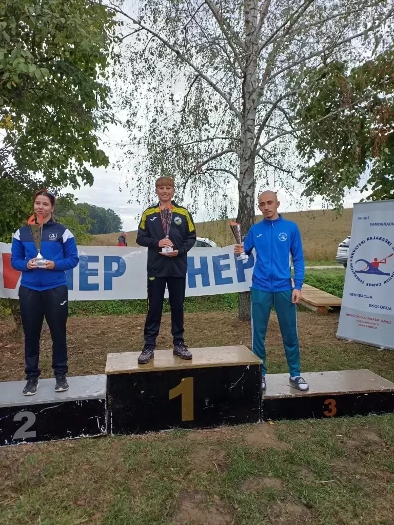 Brodski kajakaši dominirali na Jošavi – Idania Sutlović peterostruka prvakinja