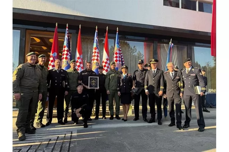 Predsjednik Milanović odlikovao Policijsku postaju Nova Gradiška za junaštvo u Domovinskom ratu