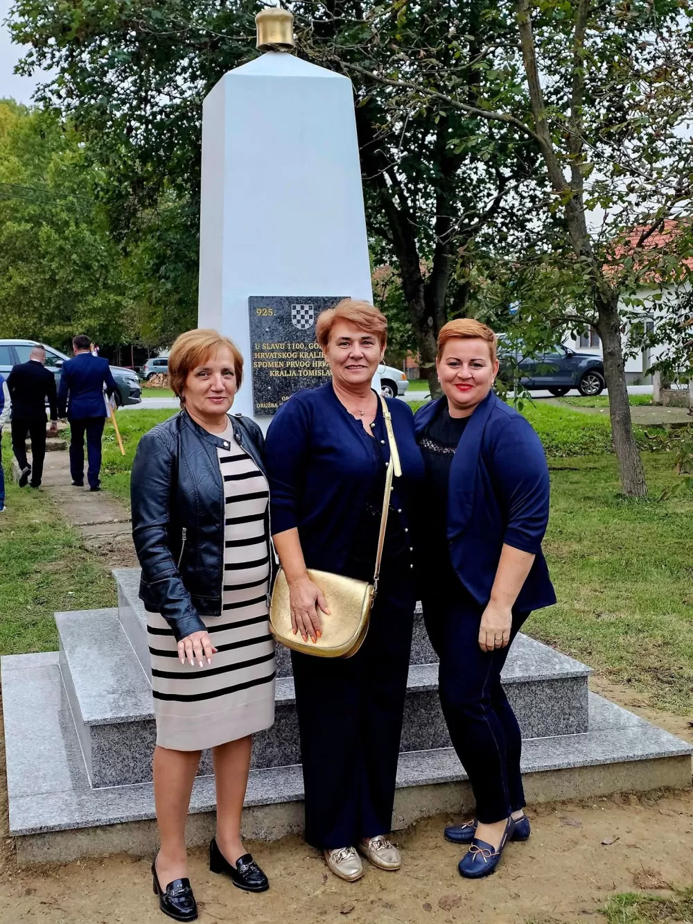 Bebrina obilježila 1100 godina Hrvatskog kraljevstva spomen-pločom i sadnjom lipa
