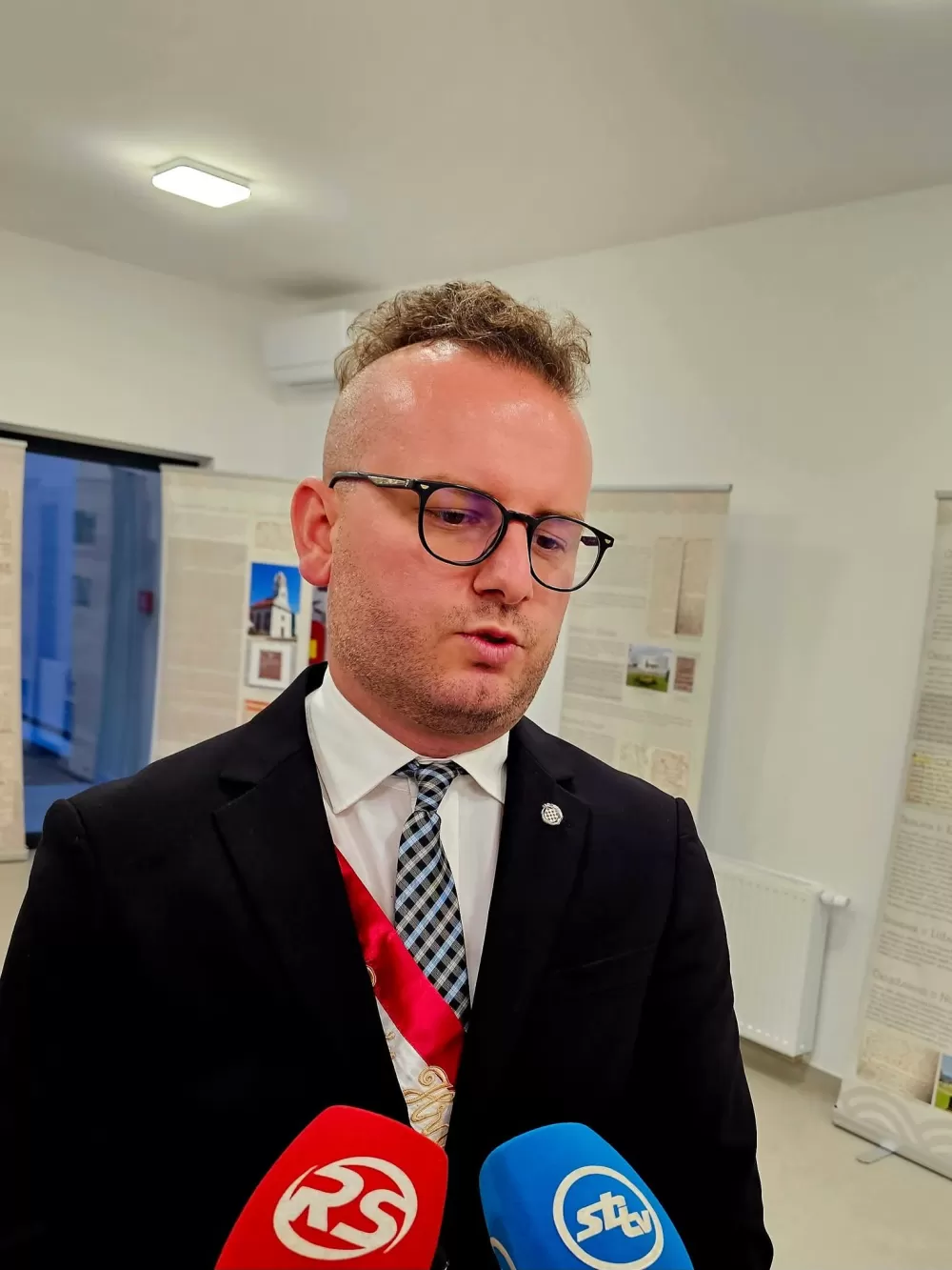 Bebrina obilježila 1100 godina Hrvatskog kraljevstva spomen-pločom i sadnjom lipa