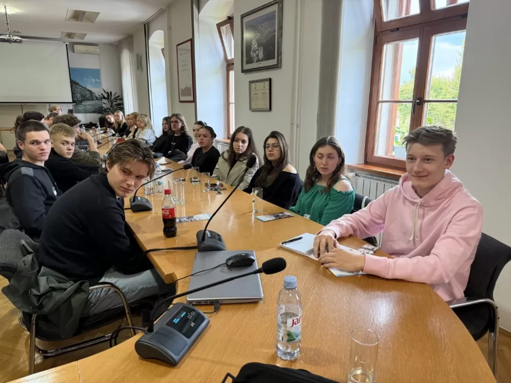 Od Skandinavije do Save: Švedski učenici oduševljeni Slavonskim Brodom