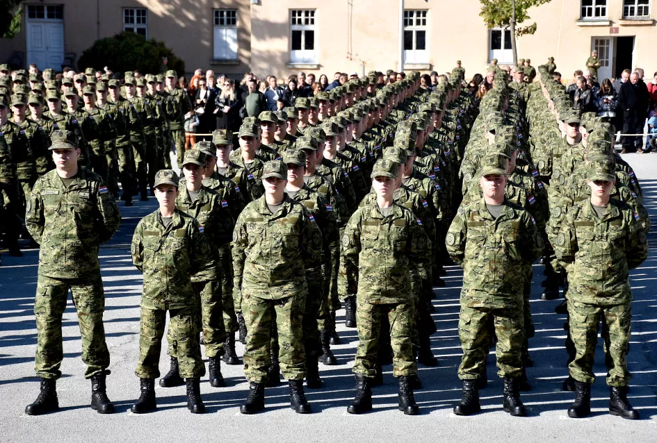 Prisegnuo je 47. naraštaj ročnika: „Hrvatska vojska nije samo oružana sila, mi smo jamac mira i sigurnosti hrvatskog naroda“