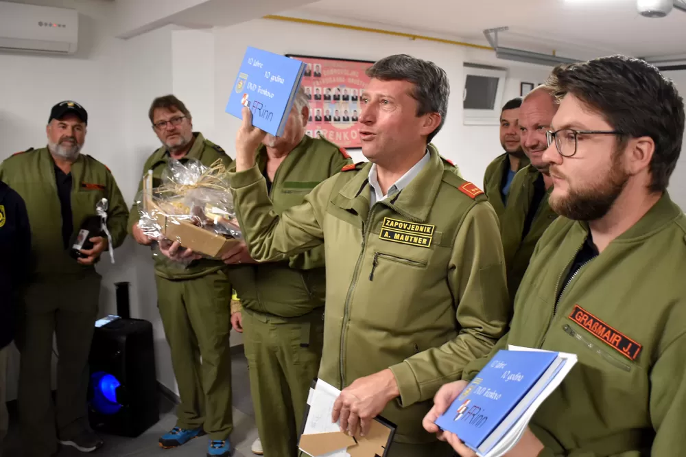 Austrijski vatrogasci doniraju još jedno vozilo Trenkovčanima
