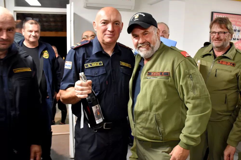 Austrijski vatrogasci doniraju još jedno vozilo Trenkovčanima
