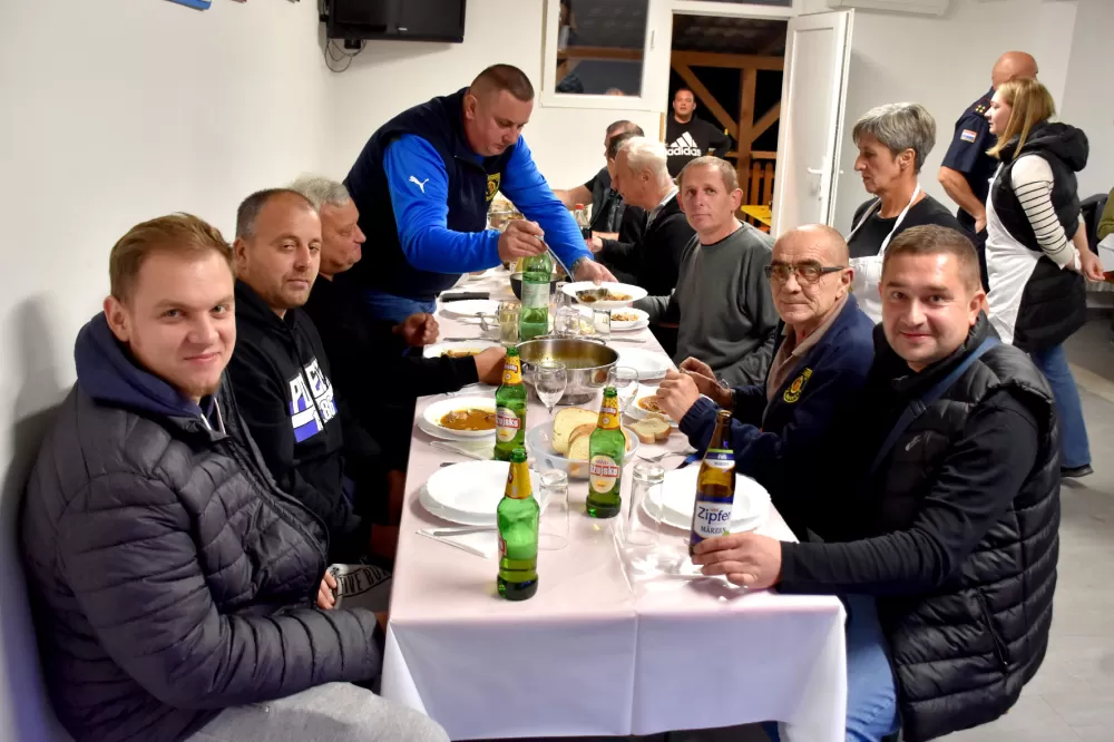Austrijski vatrogasci doniraju još jedno vozilo Trenkovčanima