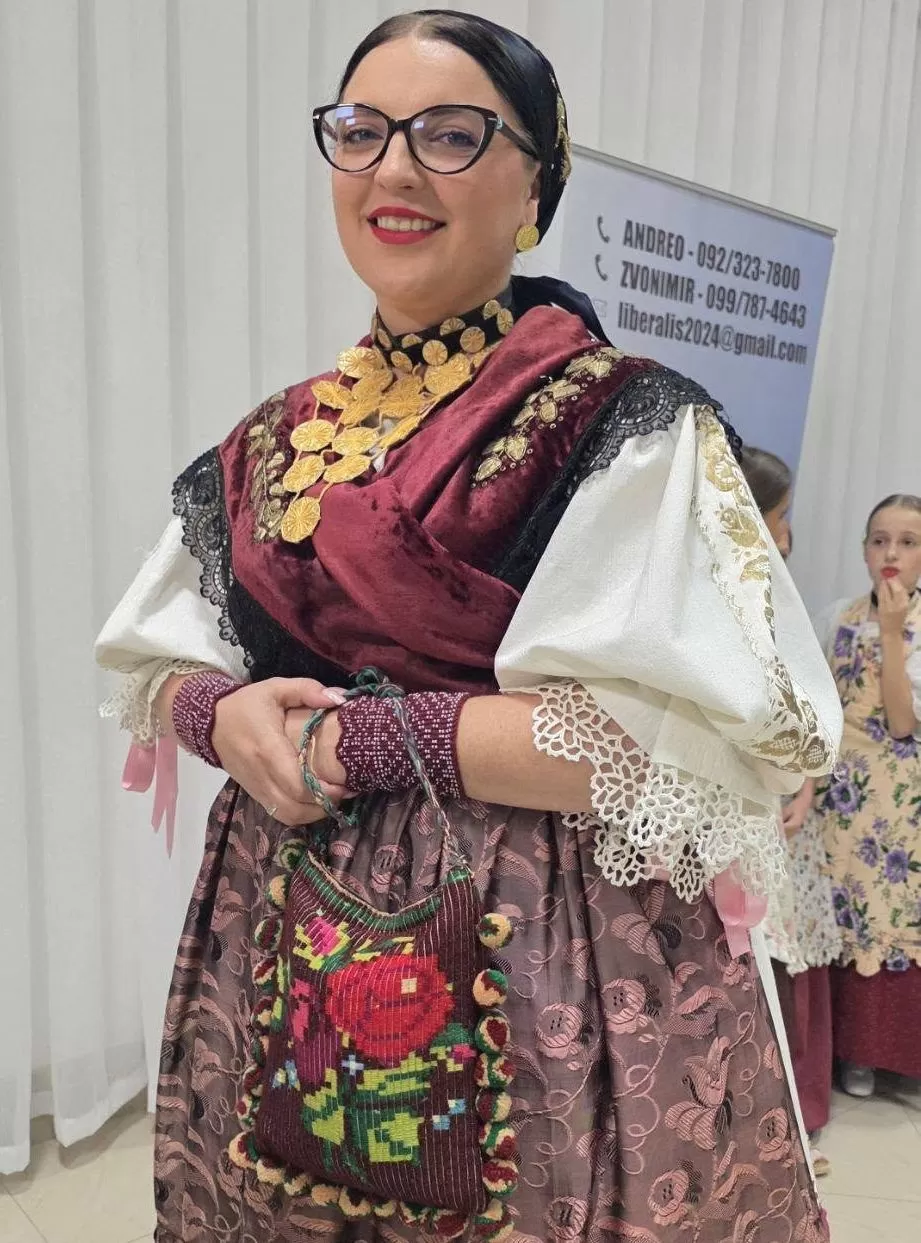 Izabrana najljepša šarenica u Oprisavcima – slavila Gabrijela Matasović iz Velike Kopanice