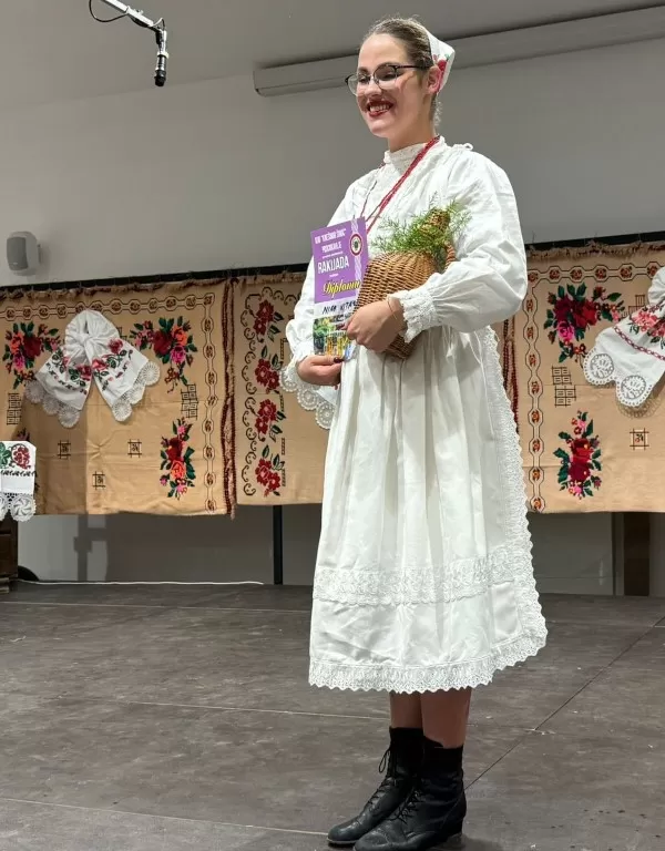 Slavila rakija, tradicija i pjesma: U Podcrkavlju održana 16. „Rakijada“