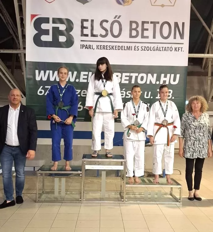JUDO KLUB „SLAVONAC“  U jakoj konkurenciji u mađarskom Szegedu osvojili pet medalja