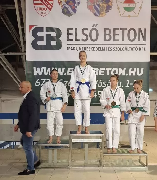 JUDO KLUB „SLAVONAC“  U jakoj konkurenciji u mađarskom Szegedu osvojili pet medalja