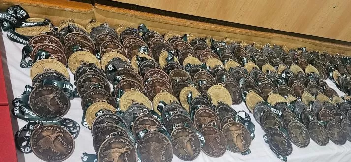 JUDO KLUB „SLAVONAC“  U jakoj konkurenciji u mađarskom Szegedu osvojili pet medalja