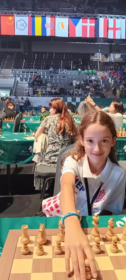 SB Online | VELIKI USPJEH MLADOG ŠAHOVSKOG TALENTA IZ SL. BRODA: Josipa Gašparac sjajno nastupila na Svjetskom kadetskom prvenstvu u Kazahstanu!