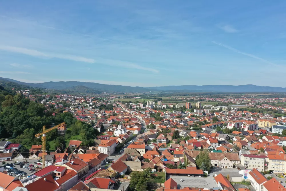 Požega.eu | Požega je imala 21 tisuću stanovnika, s okolicom 28; pad je na manje od 17 odnosno s okolicom na 22 tisuće